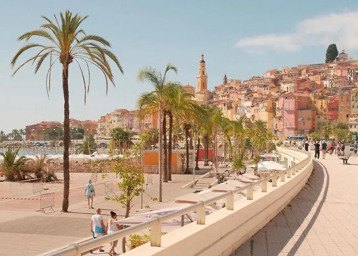 La - - Face A La - Clim Terrasse Apartment Menton